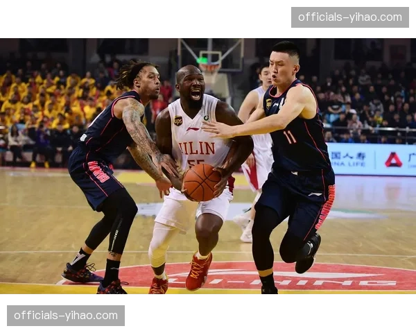 山东重新注册大外援克里斯 终止与救火外援斯蒂尔合同